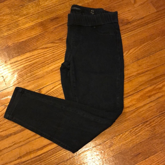 Liverpool Denim Jeggings - Picture 1 of 3